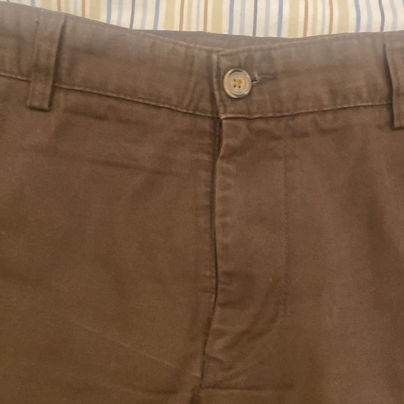 Brown pants can be worn on daily basis or work high quality fabric rarely used - Picture 3 of 5